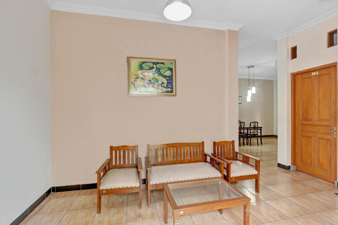 Hotel Wisma Ck Kebumen Extérieur photo