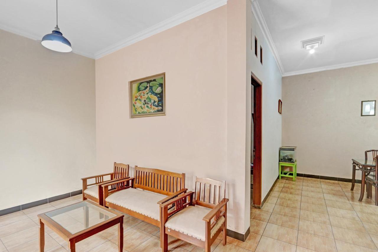 Hotel Wisma Ck Kebumen Extérieur photo